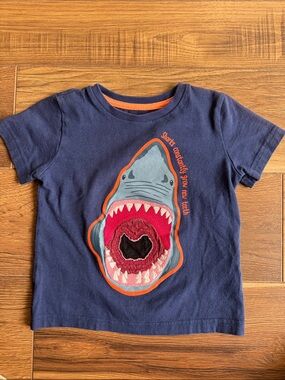 Mini Boden Navy Shark Appliqué Tee with Orange Trim